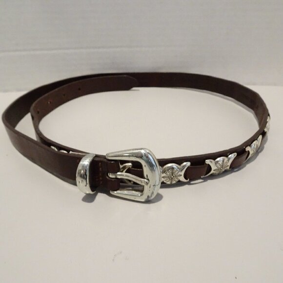 FOSSIL Brown Leather Silver Metal Medallion Belt Size L Looped Floral Engraved - Picture 1 of 4